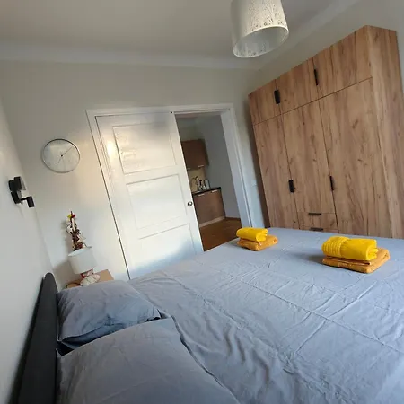 Cozy Private In Lovely Kadriorg Apartment