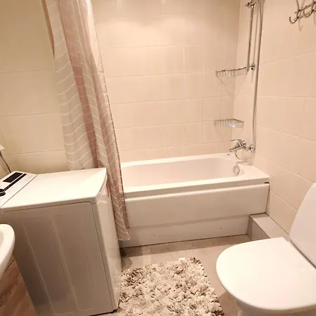 Cozy Private In Lovely Kadriorg Tallinn