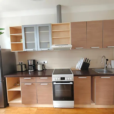 Cozy Private In Lovely Kadriorg Lejlighed